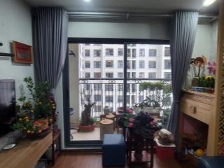 Em cần bán căn góc 92,7m2 3pn2wc full đồ đẹp bc đn tại hà nội homeland giá 7,1 tỷ.