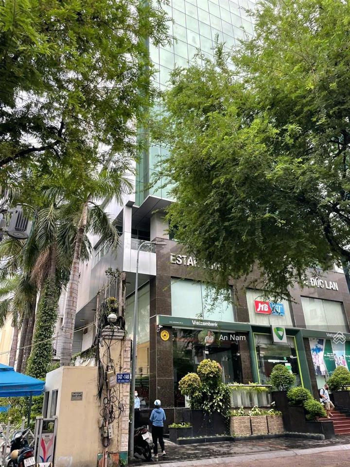 Tin thật 100%! bán gấp góc 2 mt âu cơ, q. tp (8 x 30m) 3 tầng hđt 120tr/th giá đầu tư 34 tỷ