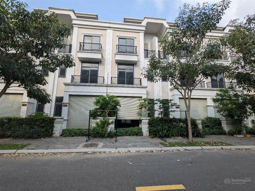 Chính chủ bán nhanh nhà phố phúc an. dt 5x17=85m2. 1 trệt 2 lầu giá full 2 tỷ 3. sổ hồng riêng