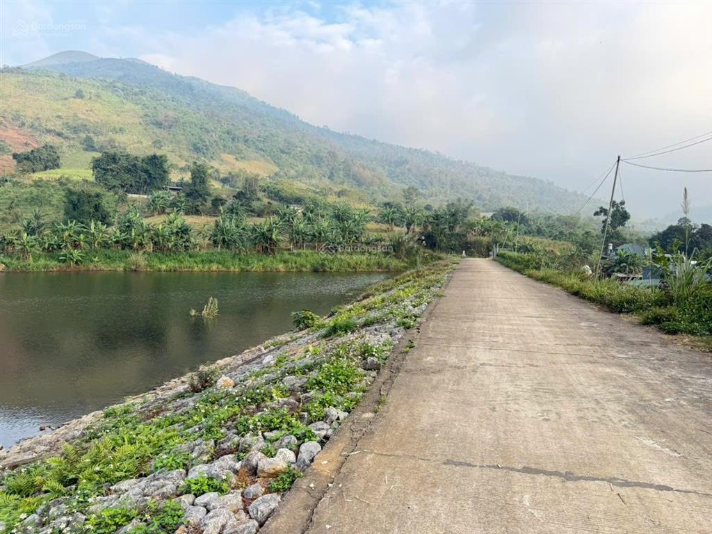 Cần bán 1780m2 có 400m đất ở view hồ cạnh homestay hợp phong cao phong hoà bình (cũ), nhỉnh 1tỷ