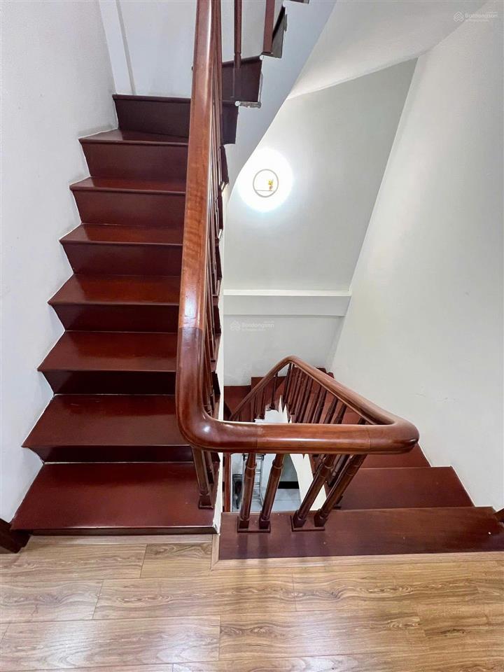 Hiếm, đặng văn ngữ, 50m * 4 tầng, vỉa hè kinh doanh, 2 ô tô tránh, vào nhà, chỉ 17 tỷ