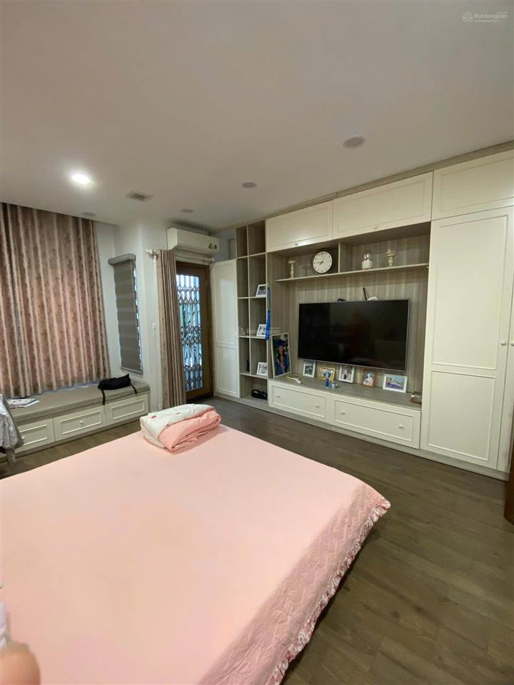 Hiếm, đặng văn ngữ, 50m * 4 tầng, vỉa hè kinh doanh, 2 ô tô tránh, vào nhà, chỉ 17 tỷ