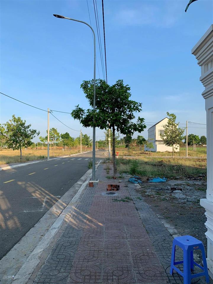 Chủ gửi bán nhanh lô đất vị trí cực đẹp 133m sổ hr full thổ cư
