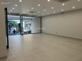 Chính chủ cho thuê nhà mặt phố trần duy hưng  dtsd 300m2  mặt tiền 5m
