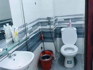 Chính chủ cho thuê nhà hxh lạc long quân q.11 hxh 3,5x12 trệt lầu st 3pn 3wc nt 11tr 0901 970 *** n