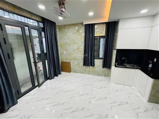 Chính chủ cho thuê nhà mới 3 tầng q.1 chợ tân định 5.8x4.8 2pn 3wc full nt 15tr 0901 970 *** ngân