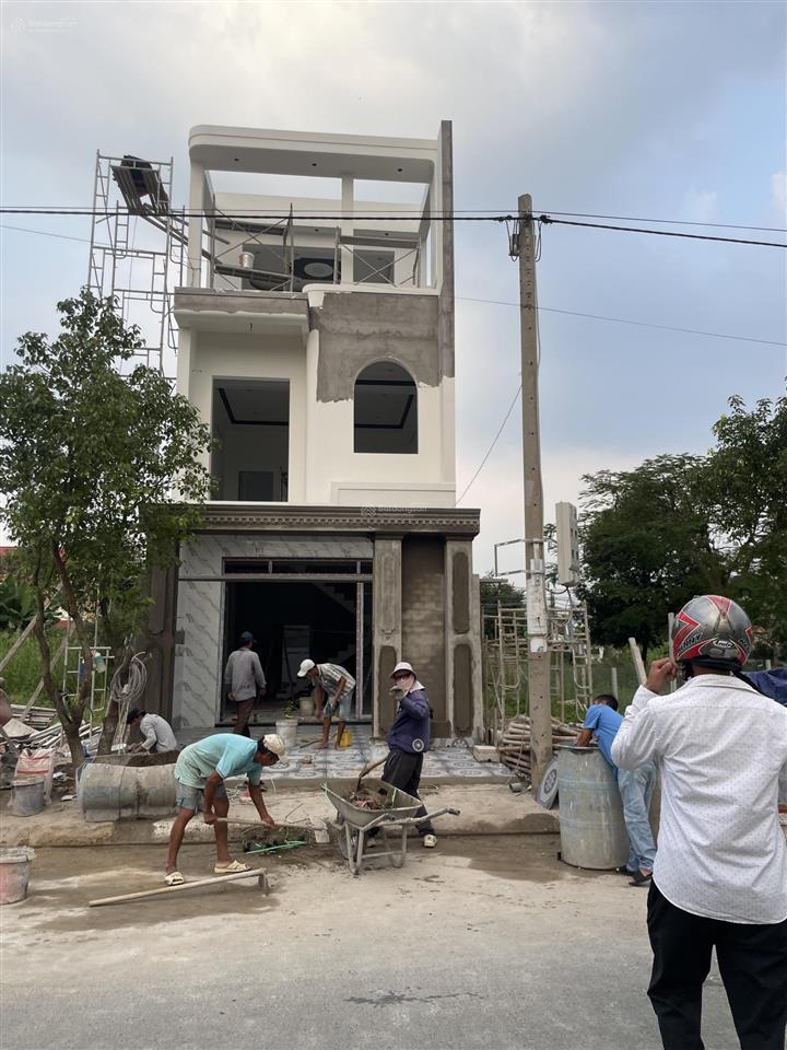 Chính chủ bán nhà mt kdc tânkim 5x18 4 tầng 6pn 5wc ful nt giá 4,69 tỷ chốt 4,29 tỷ nt 0901 970 ***