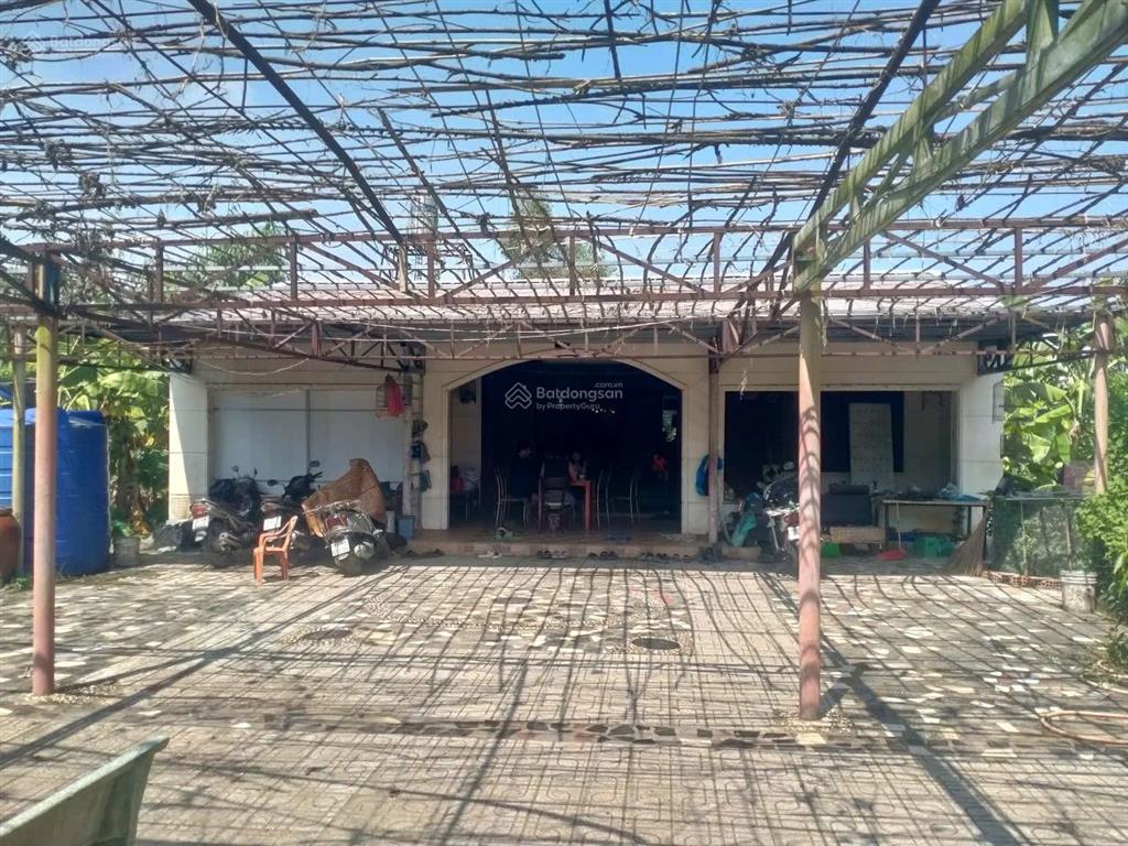 Chính chủ cho thuê nhà vườn 6300m 5pn 5wc 1 khu reshote củ chi cầu phú cường 9,3tr  0901 970 ***