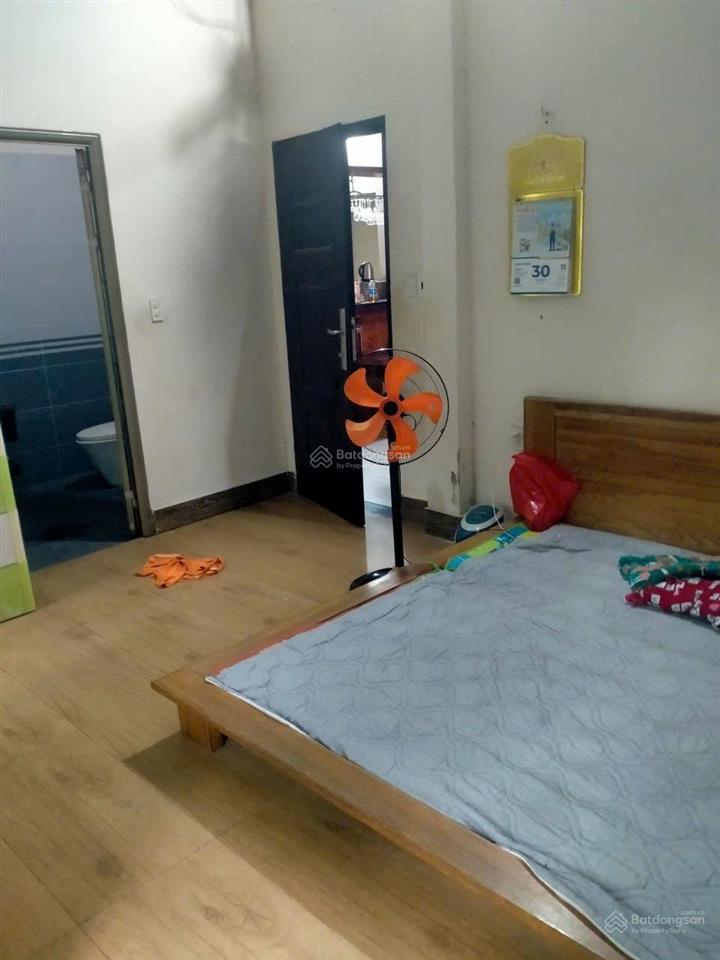 Chính chủ cho thuê nhà vườn 6300m 5pn 5wc 1 khu reshote củ chi cầu phú cường 9,3tr  0901 970 ***