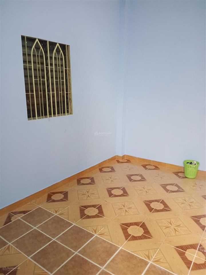 Chính chủ cho thuê nhà mt lý nam đế q.11 3,2x11 3 tầng 4pn 1mb 4wc giá 16tr nt  0901 970 *** ngân