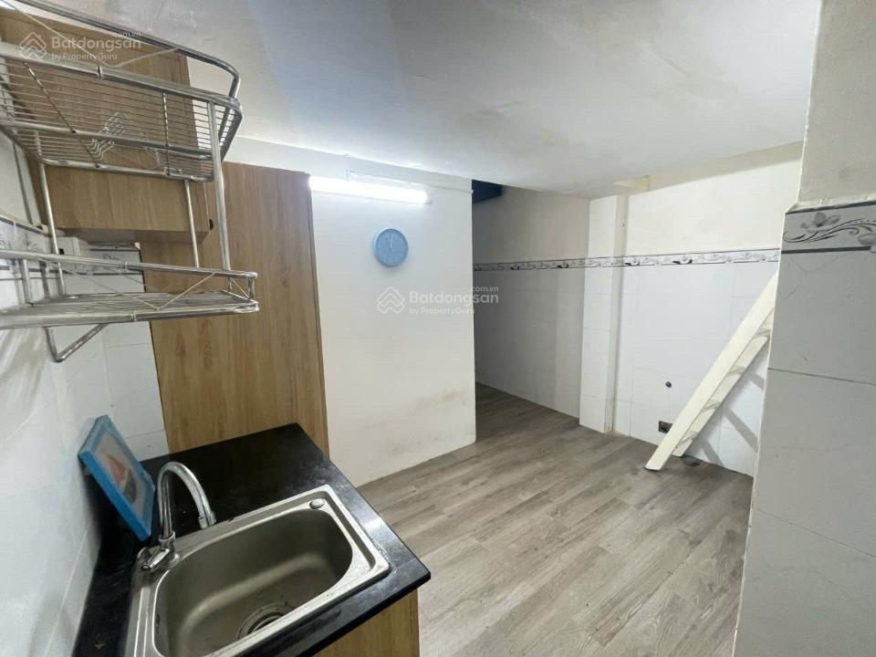 Chính chủ cho thuê chdv 05/15 nơ trang long có gác giá 3,5tr ful nt ở ngay  0901 970 *** thanh ng