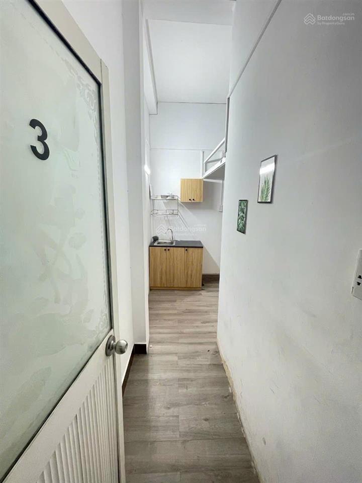 Chính chủ cho thuê chdv 05/15 nơ trang long có gác giá 3,5tr ful nt ở ngay  0901 970 *** thanh ng