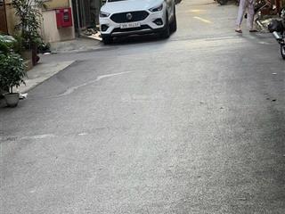 Trần quốc hoàn  phân lô ô tô  kinh doanh văn phòng 2 thoáng  ở thích