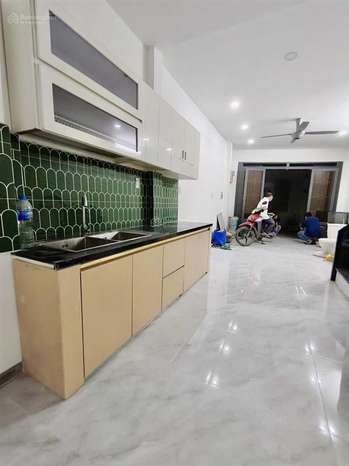 Cho thuê nhà nguyên căn mới xây 3pn4wc