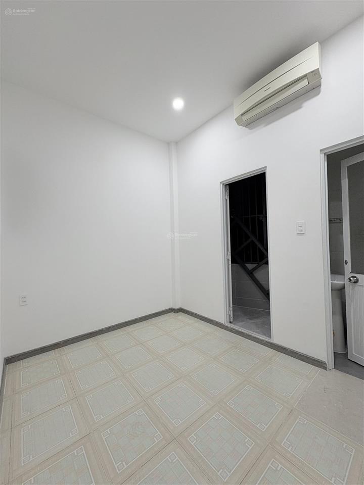 Cho thuê nhà nguyên căn mới xây 3pn4wc