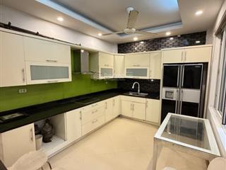 Bán nhà phố văn cao liễu giai, 60m2 vài bước ra phố, nhà đẹp ở ngay, chỉ nhỉnh 13 tỷ