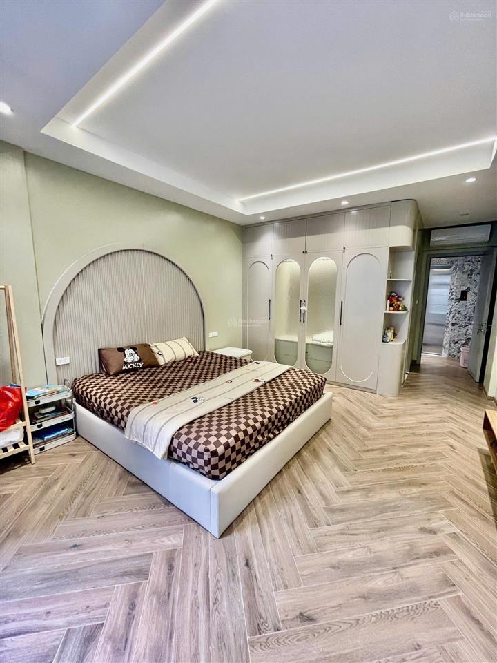 Bán nhà đào tấn linh lang, 6 tầng thang máy, 70m2, ở kết hợp kd