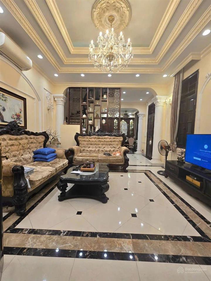 Siêu hiếm, bán nhà phố đào tấn, ô tô vào nhà, 76m², vị trí đẹp, chỉ 25 tỷ