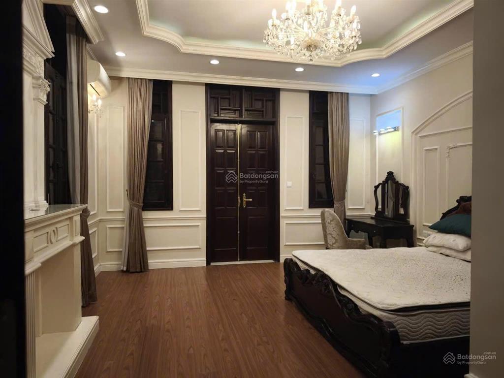 Siêu hiếm, bán nhà phố đào tấn, ô tô vào nhà, 76m², vị trí đẹp, chỉ 25 tỷ