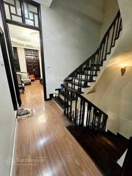 Siêu hiếm, bán nhà phố đào tấn, ô tô vào nhà, 76m², vị trí đẹp, chỉ 25 tỷ