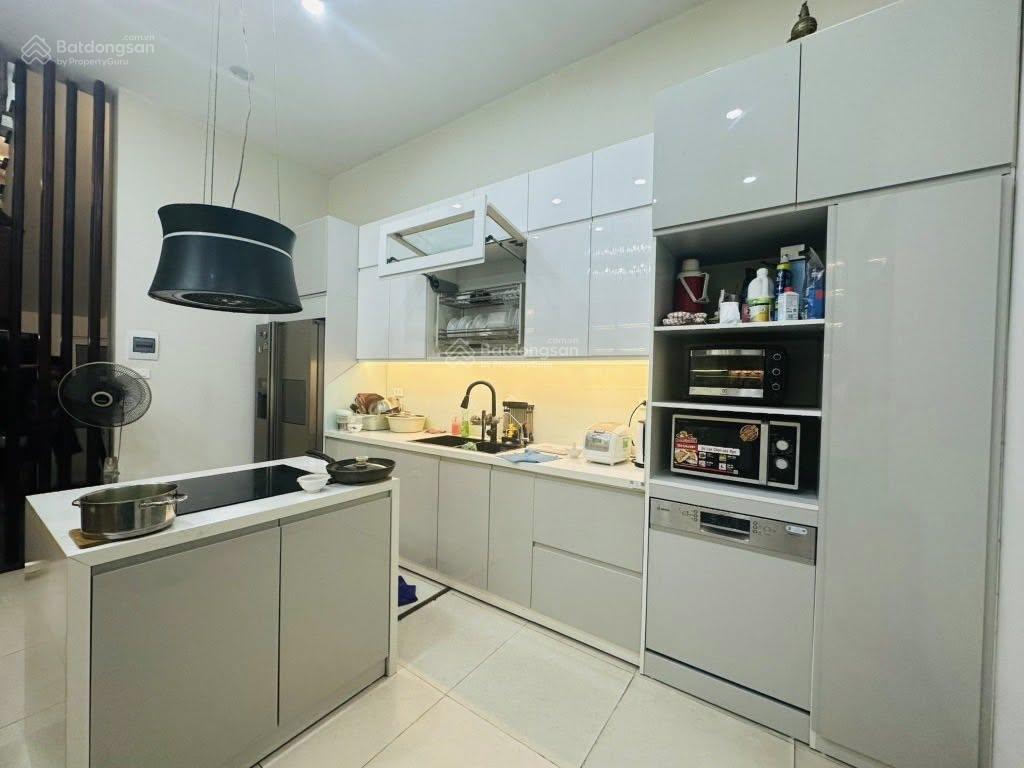 [hiếm] bán nhà đào tấn, 5 tầng đẹp, 60m chỉ 19 tỷ