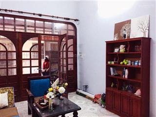 Đống đa ngõ ba gác vài bước ra phố giá đâu tư