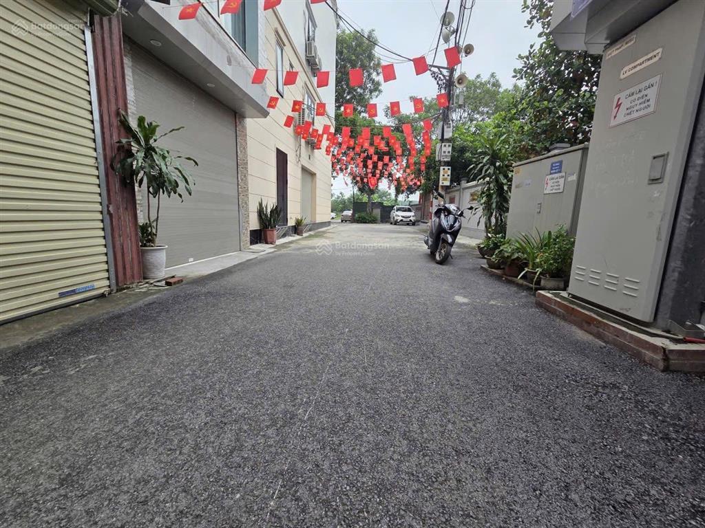 Bán lô 40 m tái định cư lưu phái 10 tỷ 400  0868 171 ***