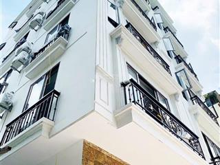 Bán nhà có thang máy hđt 35tr/th (4x18)=72m2 ~ 120tr/m2 gần đường ung văn khiêm, d2 hẻm xe hơi