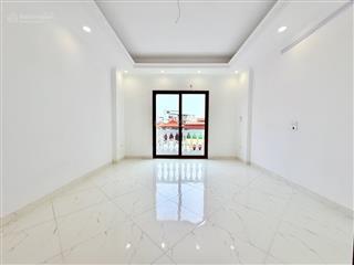 Bán nhà riêng trung tâm quận thanh xuân, gần royal city, 5 tầng, 50m2, 4pn, 4wc, giá tốt