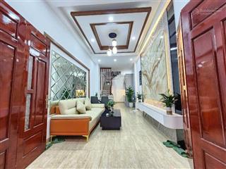 Nhà riêng gần trung tâm quận đống đa, 43m x 6 tỷ