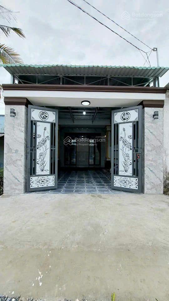 Chủ cần bán gấp căn nhà ở mặt tiền đường hưng nhơn 100m2 giá full 670tr . đang cho thuê 9tr/tháng