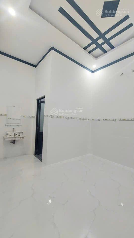 Chủ cần bán gấp căn nhà ở mặt tiền đường hưng nhơn 100m2 giá full 670tr . đang cho thuê 9tr/tháng