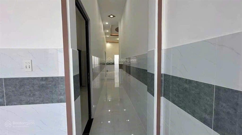 Bán nhà cấp 4 sổ hồng riêng diện tích 100m2, gần chợ bà lát giá 720triệu