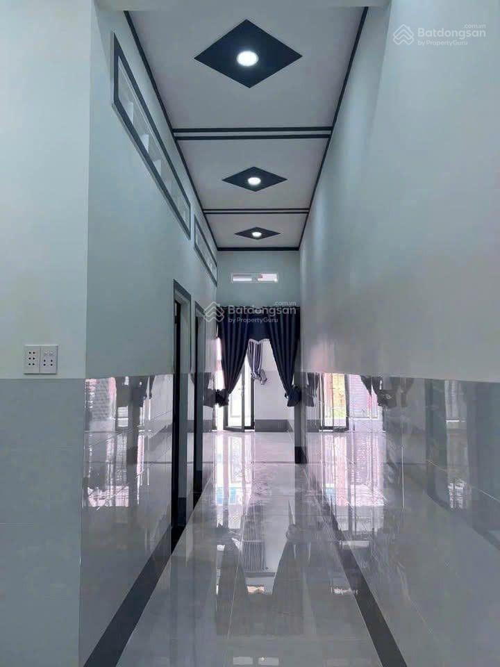 Chủ kẹt tiền bán gấp nhà cấp 4 sổ hồng riêng, diện tích 115m2 ngay kdc phong phú giá 680triệu