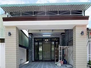 Bán nhà cấp 4 sổ hồng riêng, diện tích 100m2 kế bên chợ bờ ngựa giá 705triệu