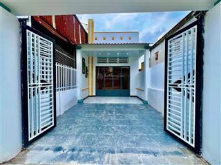 Bán nhà cấp 4 sổ hồng riêng, diện tích 110m2 kế bên kcn lê minh xuân giá 745triệu