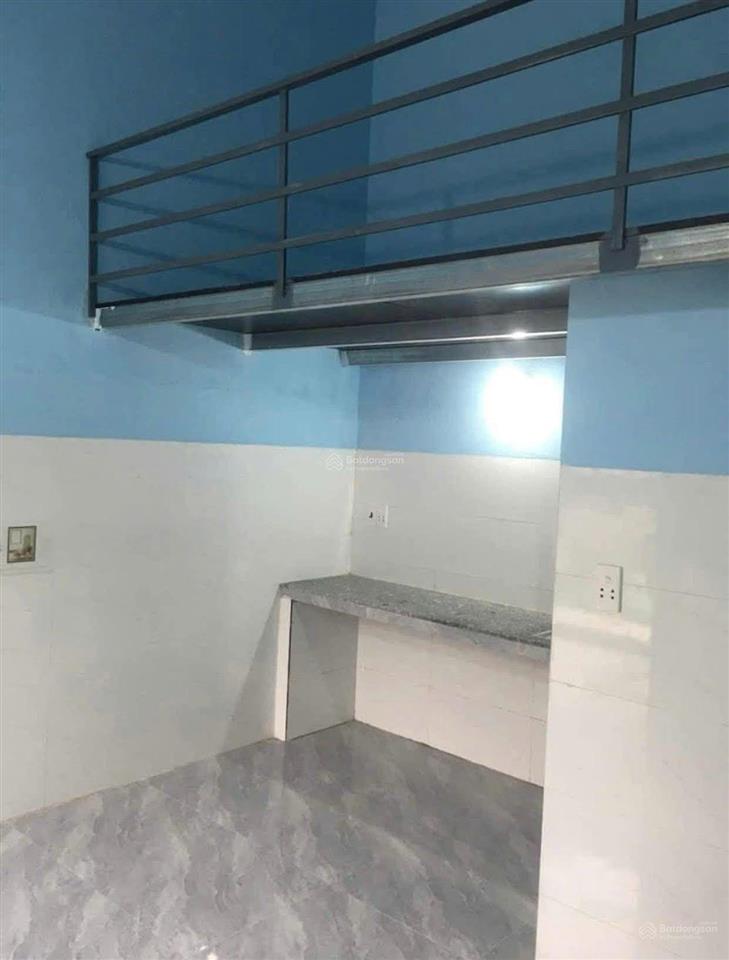 Chủ ngộp bán nhà kèm 8 phòng trọ đang cho thuê full (154m2) kế bên chợ hưng long shr giá 820triệu