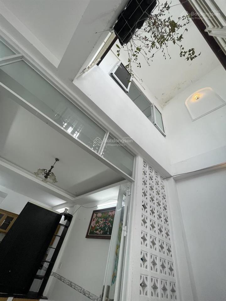 Nhà 4.3 x 17m cạnh lâm văn bền dòng tiền 6.x tỷ