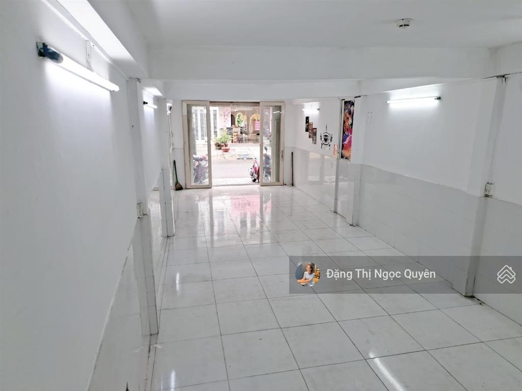 Quận 7 70m2 mặt tiền kinh doanh 12,x tỷ thương lượng