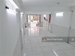Quận 7  70m2  mặt tiền kinh doanh  12,x tỷ thương lượng