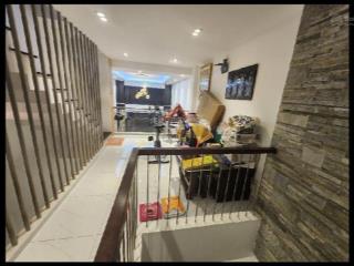 Quận 7  4 tầng  100m2  xe hơi tránh  14,x tỷ thương lượng