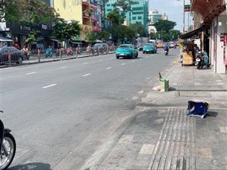 Quận 1, mặt tiền, ngang hơn 5m, dài 22, giá 48.x tỷ thương lượng