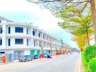 Bán đất tặng nhà 3 tầng 1 tum nằm trên đường đôi Nguyễn Văn Cừ rộng 40m kết nốt Đông Anh Hà Nội và Phù Khê Từ Sơn