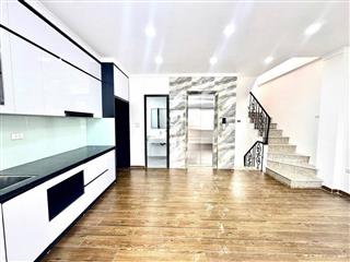 Nhà đẹp giữa ba đình hoàng hoa thám 40m2 6 tầng thang máy, ngõ thông, giá chỉ 12,1 tỷ