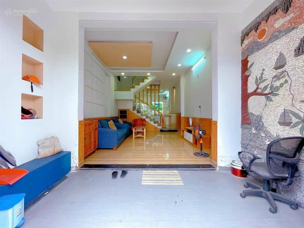 Nhà p14 gò vấp 50m2 2tỷ130 đường phạm văn chiêu. sổ hồng riêng. đang cho thuê 8 triệu