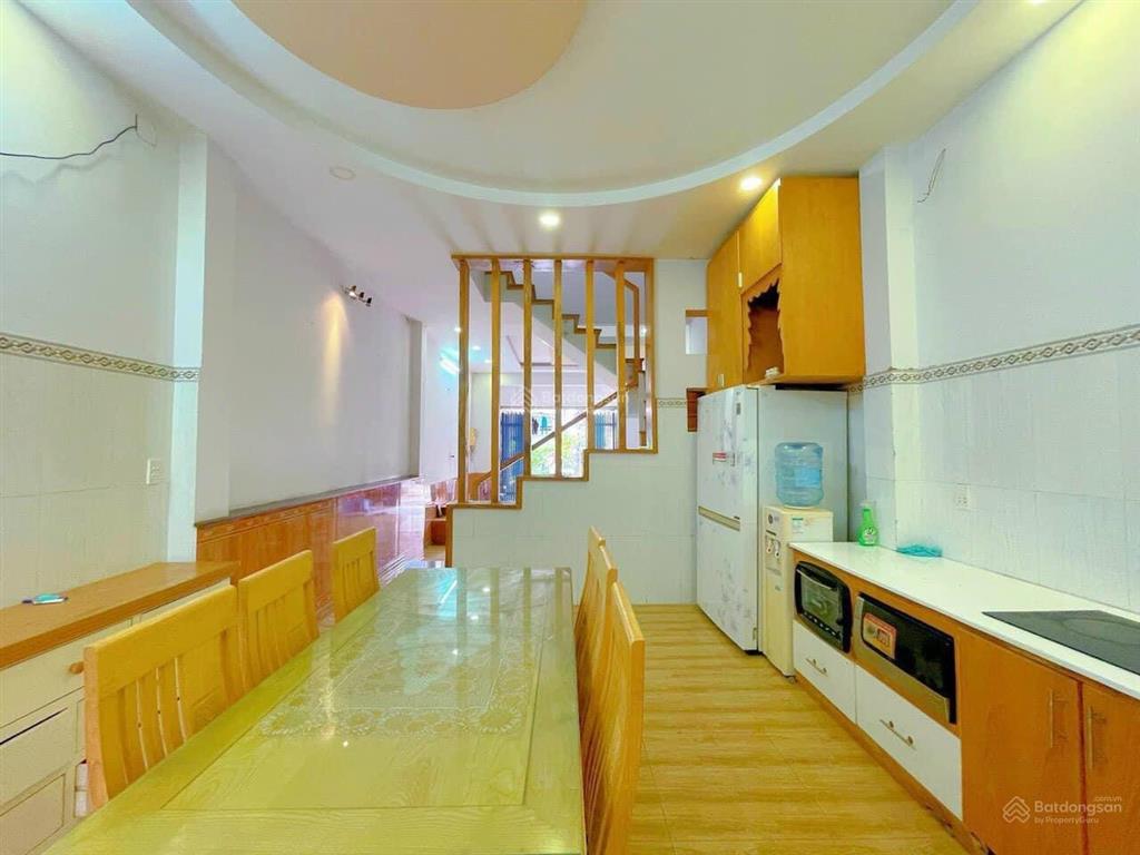 Nhà p14 gò vấp 50m2 2tỷ130 đường phạm văn chiêu. sổ hồng riêng. đang cho thuê 8 triệu