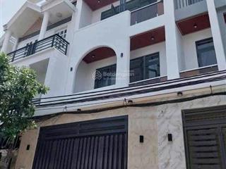 Bán nhà nguyễn biểu p2 q5. 48m2 2tỷ850 sổ hồng riêng chính chủ.