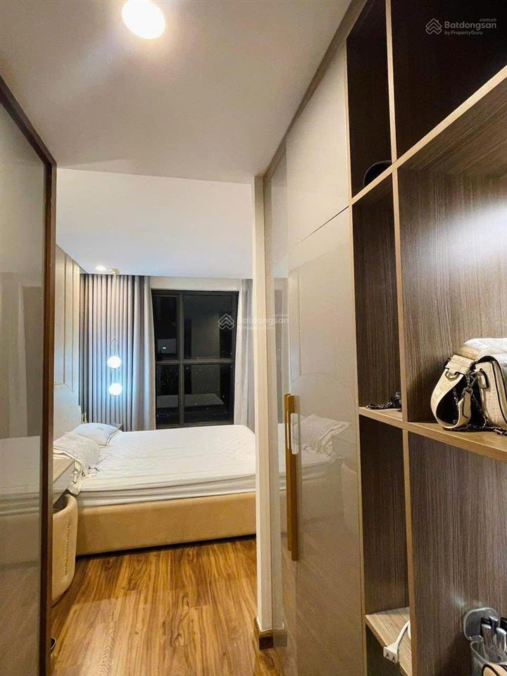 Bán căn góc hoa hậu tại tòa nhà horizon, dt 140m2, 3pn 2vs, giá 10,6 tỷ, có sổ.  0949 229 ***