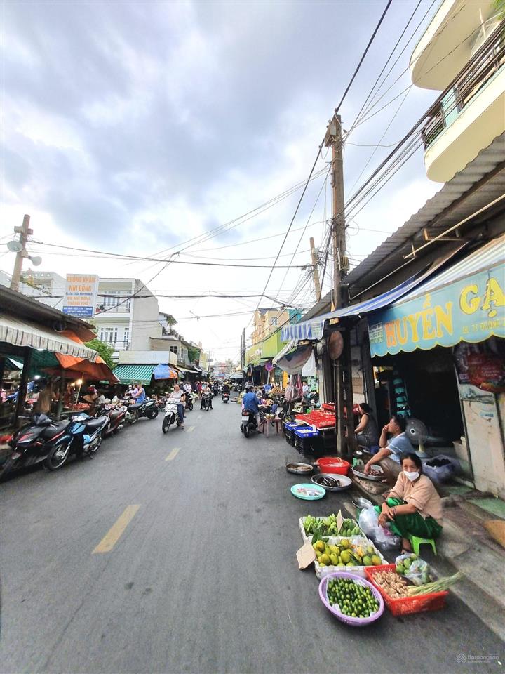 Bán nhà mặt tiền phường phước bình q9, 90m2, chỉ 8 tỷ, hệ số xây dựng cao
