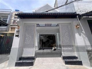 Bán nhà 122m2 (nở hậu)  hxh  kế bên phú mỹ hưng quận 7  nhỉnh 6 tỷ (tlcc)